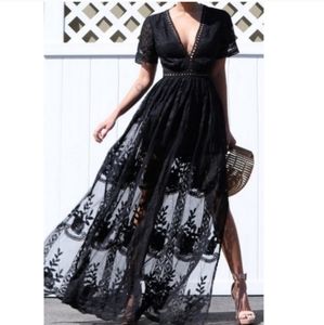 LAST ONE! NWT Lace V Neck Sheer Short Sleeve Maxi Dress Black